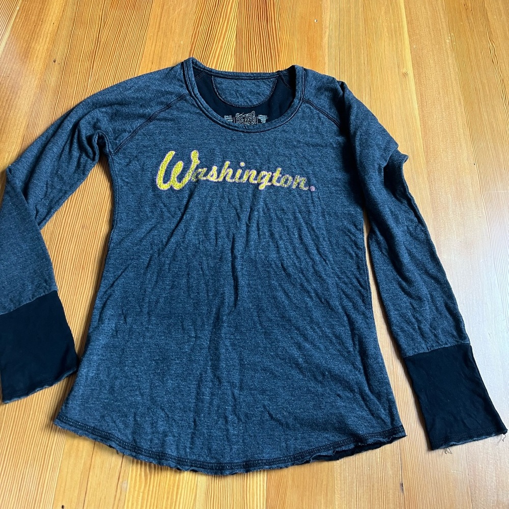 UW Huskies sweatshirt
